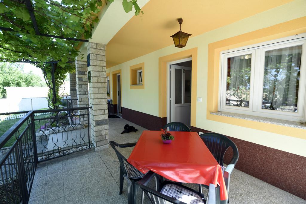 Apartments Rudy Jadranovo Luaran gambar